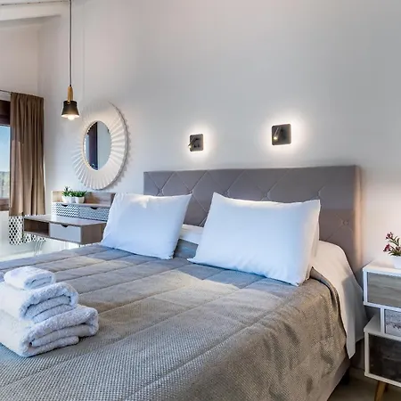 Luxury With Private Pool In Skopelos, Spacious & Private, Amaryllis By Kardous Vilă *