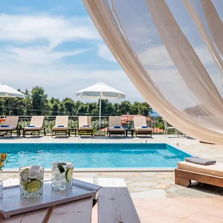 Villa Luxury With Private Pool In Skopelos, Spacious & Private, Amaryllis By Kardous