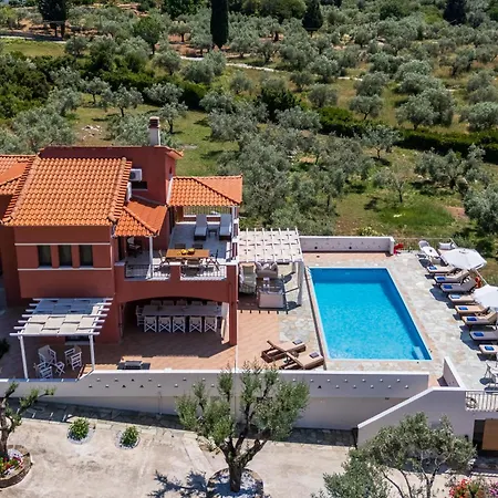 Luxury With Private Pool In Skopelos, Spacious & Private, Amaryllis By Kardous Alikias